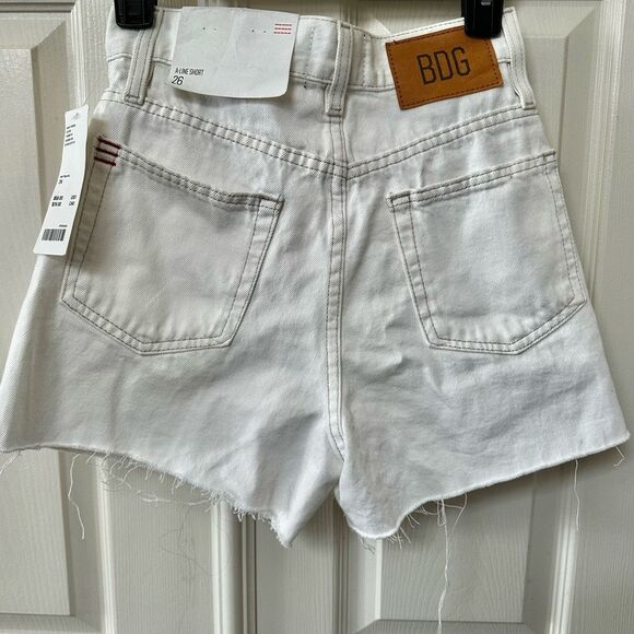 BDG white A-line shorts size 26 NWT - Picture 15 of 16